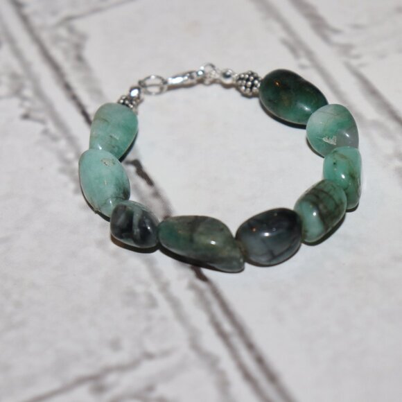 Beautiful natural green stone and silver beaded bracelet 7" NWOT - Picture 4 of 6